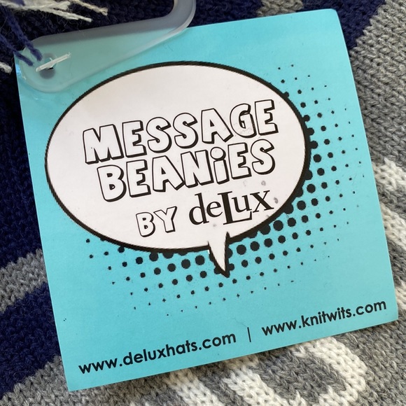 DeLux Hung Over Toque - Picture 5 of 7